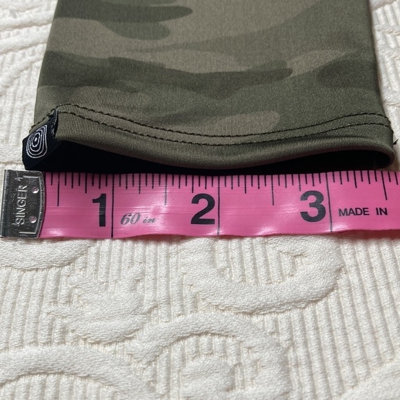 NWT Onzie High Waisted Cameo Legging Size XS - Picture 8 of 12